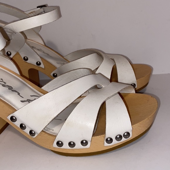 sorel nakiska bootie black